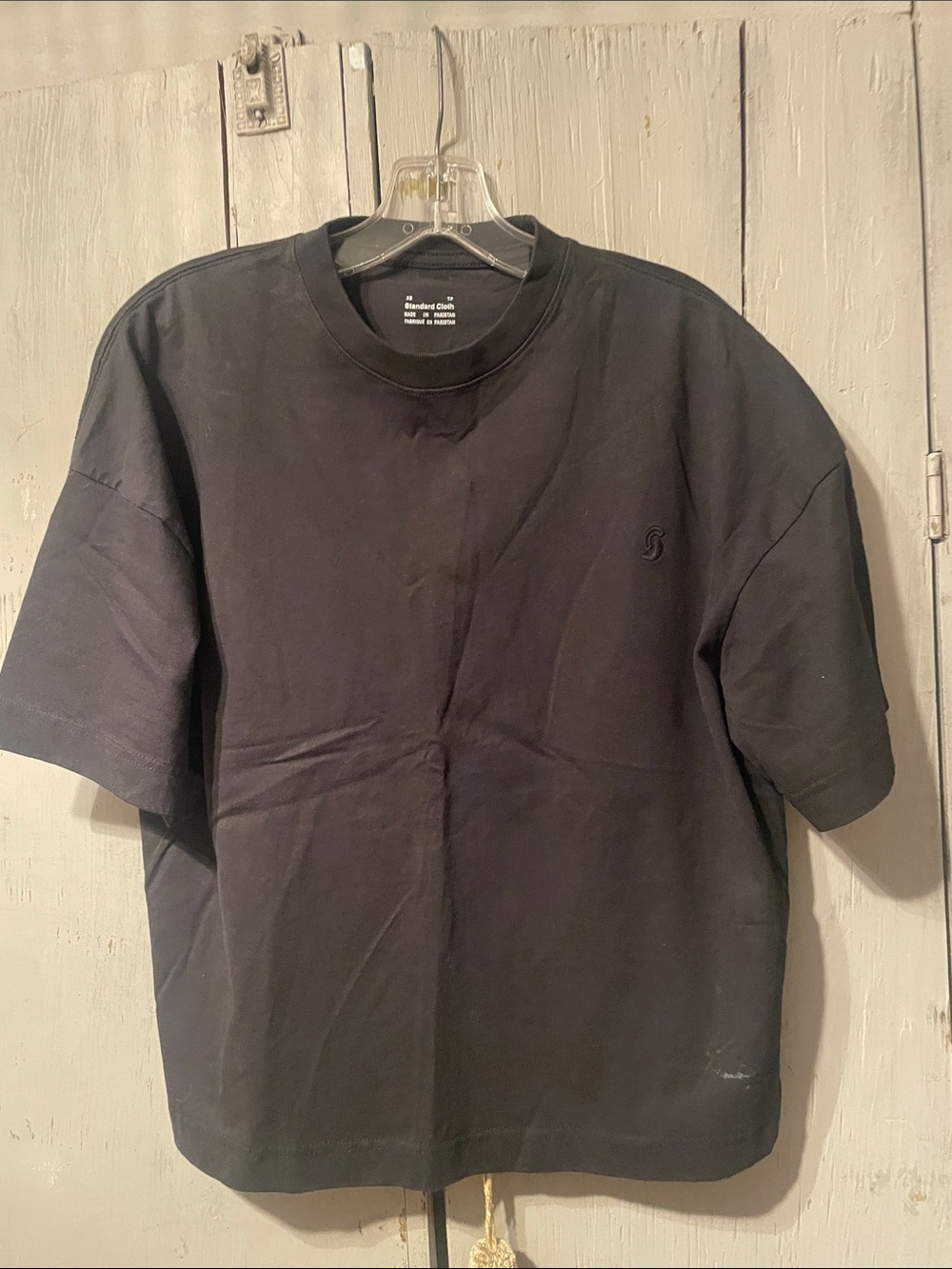 Relaxed Black Crewneck Short-Sleeve Crop Tee